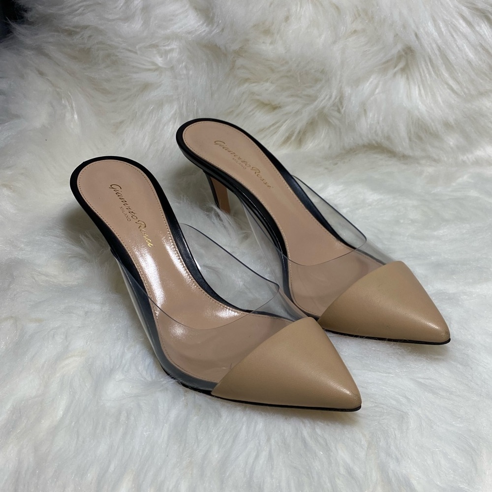 Gianvito Rossi Patent Leather Pumps